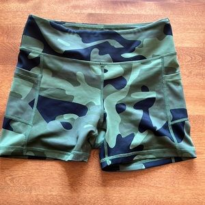 Hustle Shorts- Light n Tight